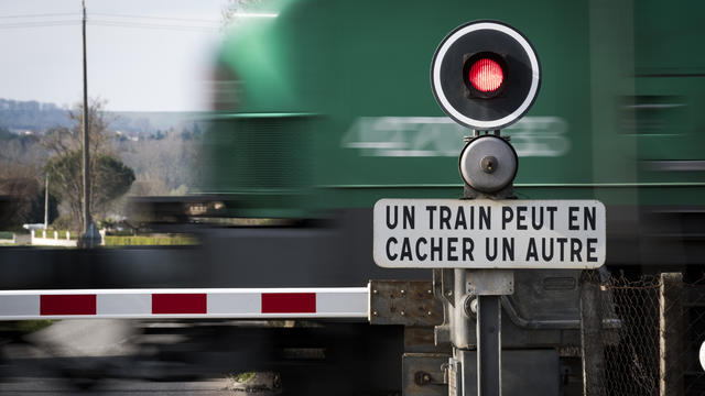 Comité de suivi de la sécurité ferroviaire : Élisabeth BORNE annonce un plan d’actions pour améliorer la sécurisation des passages à niveau